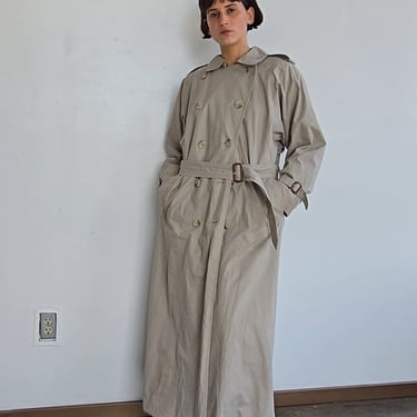 Burberrys Classic Khaki Trench (L)