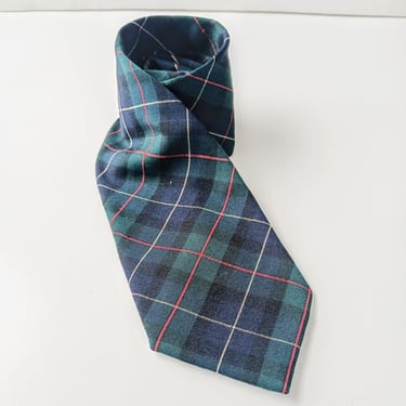 Vintage 100% Wool Plaid Pendleton Necktie Tie/ 1980s Classic Green Blue Red Tartan/USA/ 3.5 x 57/ Dad Fathers Day Gift/ Preppy 