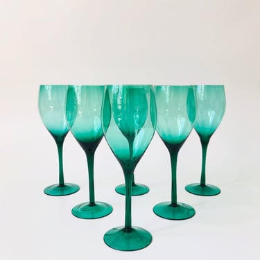 Vintage Green Wine Glasses / Set of 6 