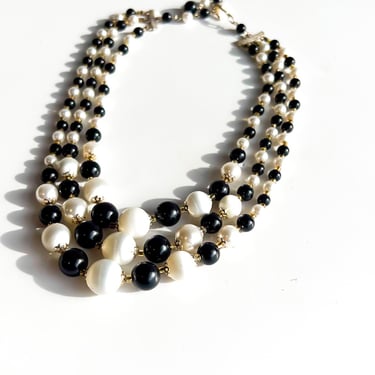 Vintage 1960s Triple Strand Black and White Beaded Necklace