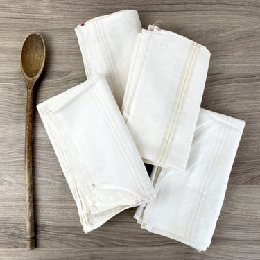 Sugar sack dish towels - set of 5 - 1940s vintage 
