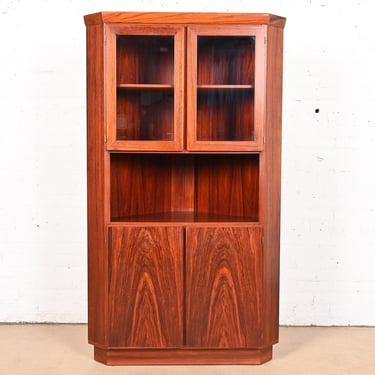 Skovby Danish Modern Rosewood Corner Cabinet