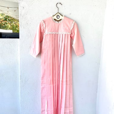 Vintage 60s Hawaiian Muumuu Hawaii Eyelet Lace Pink Babydoll Sample Dress Cottage 