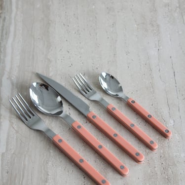 Salmon Bistrot 5-Piece Set by Sabre