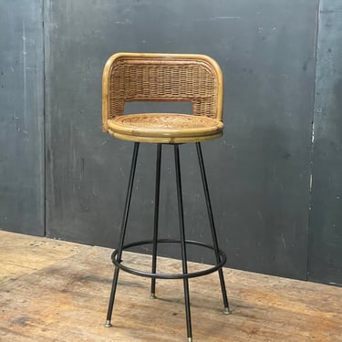 Vintage Barstool Wicker Swivel Iron Mid-Century Tiki Rattan Bar Stools 