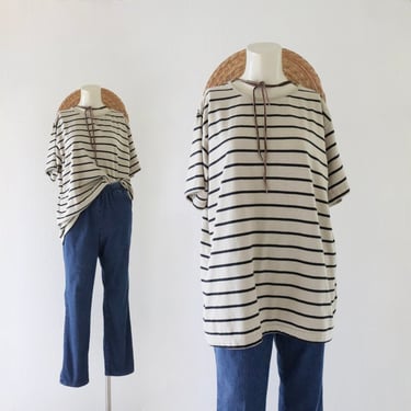 micro stripe tee - m - vintage 90s y2k taupe brown black striped minimal stripes beige short sleeve womens t-shirt 