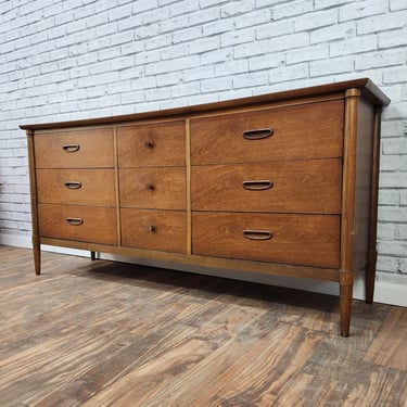 Item #228 Customizable Mid century modern dresser / sideboard 