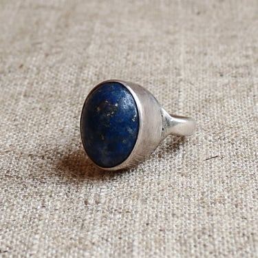 R056 1970's silver lapis ring size 5.75