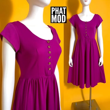 Comfy and Flattering Vintage 80s Fuchsia Purple Fit & Flare T-Shirt Fabric Dress 