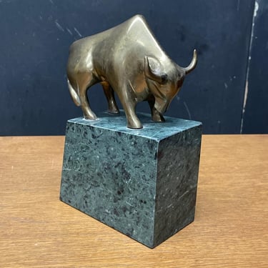 Vintage Brass Bull Market Bookend Mid-Century Rally Financial Gift Broker Sculpture 