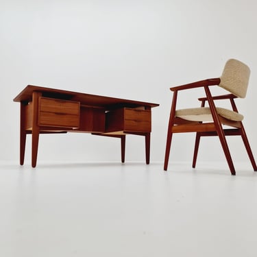 Danish teak desk by Henning Jorgensen for Fredericia Denmark, 1960s 