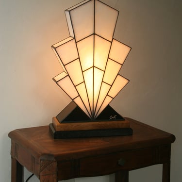 Very large Art Deco Tiffany Stained Glass Lamp 