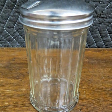 Vintage Ribbed Retro Glass Restaurant Sugar Shaker Dispenser Flip Lid 5.25” 