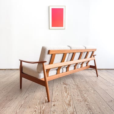 Arne Vodder Sofa Model FD164 in Teak with Bouclé Upholstery in Light Grey, Denmark, 1960s 