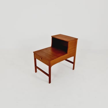 Rare Midcentury Swedish teak side table, nightstand by Yngvar Sandström by Säflle Möbelfabrik, 1960s 