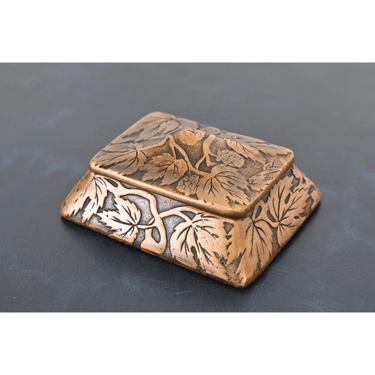 Marshall Field & Co. Antique Floral Ivy Bronze Stamp Box or Jewelry Box, Circa 1910