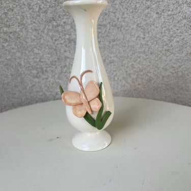 Vintage Lovely petite Vase Ceramic 3D Butterfly Theme 6 1/4” X 1.5” 