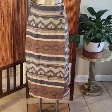 80s/90s Bonjour Vintage  Flannel Wrap Skirt Navaho Print  28