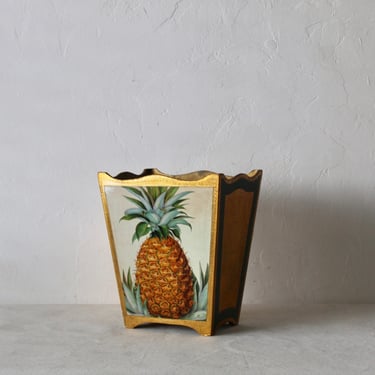 Vintage Italian VIETRI Florentine Gold Finish Wastebasket Pineapple Decal Detail 