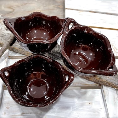 VINTAGE: 3pcs - Double Handle Scalloped Mexican Pottery Bowls - Small Bowls - Handcrafted - Made in Mexico - SKU 36-B-00033848 