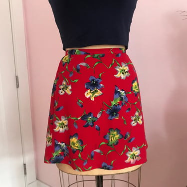 1990's Vibrant Red Floral Mini Skirt 