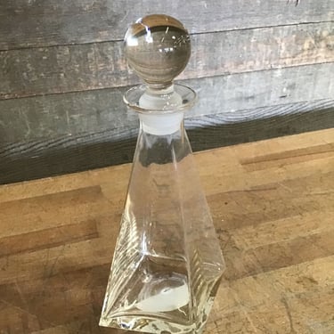 Glass Decanter (Tacoma)