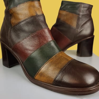 Block heel leather booties ankle boots. Vintage 90s/70s sunray stripes grainy, distressed. Earthtones mustard, maroon. Studio 54. (W 11) 
