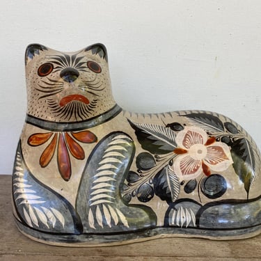 Large Tonala Hand Painted Cat Figurine, Vintage Mexican Pottery, Burnished Finish, Slate Gray, Gray, Rust 