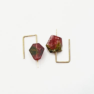 Small hook pink tourmaline earrings | Fail Jewelry