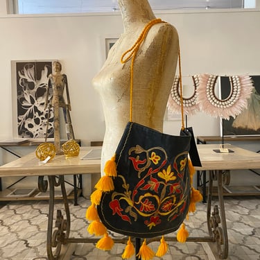 1970s shoulder bag, moroccan style, blue velvet, tassel trim, cross body, festival fashion, hippie purse, statement bag, embroidered purse 