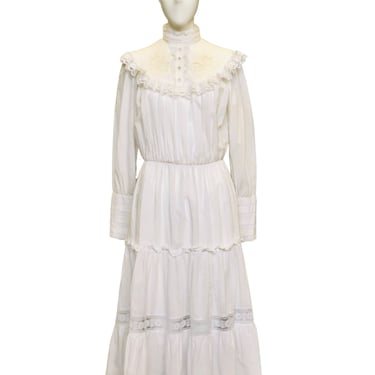 1980's White Cotton Lace & Ruffle Trimmed Cottage Core Prairie Dress