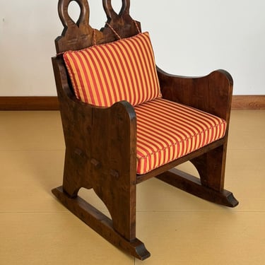 Rocking chair / solid wood / elm wood / 1950-1970 / elm chiar / mid century chiar/ decoration chiar 