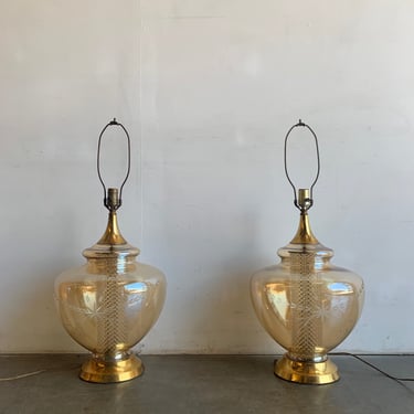 Pair of Hollywood Regency glass lamps(NO SHIPPING) 