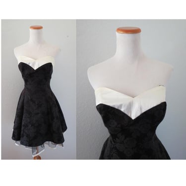 Vintage 80s Party Dress - Strapless Sweetheart Neckline with Petticoat- Black Mini Dress - Prom Dance Party Long Dress - Size Small 