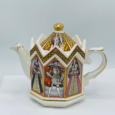Sadler Staffordshire England King Henry VIII and His Six Wives Teapot - Chip Free 