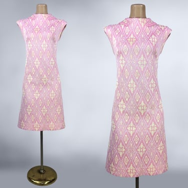 VINTAGE 60s Pink & Cream Knit Shift Dress by Tannel Knits | 1960s MOD A-line Mini Dress | VFG 