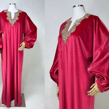 Vintage 70s-80s Hot Pink Velvet Bubble Sleeve Kaftan w Sparkly Gold Metallic Embroidery by I.Magnin L/XL | Luxurious, Loungewear, Muumuu 