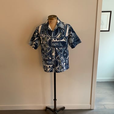 Kona Kai Hawaiian Casuals by Jantzen 1970s mens ss shirt blue batik like print -size M 