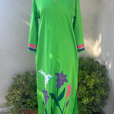 Vintage boho maxi kaftan dress neon green bird floral appliqué Sz Small by Tree Tops 