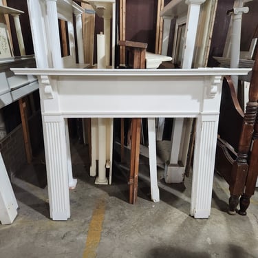 Mantel with Fluted Pilasters