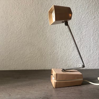 Vintage  Desk Lamp, Blush Mid Century Mod Light w/ Hi Lo Settings 