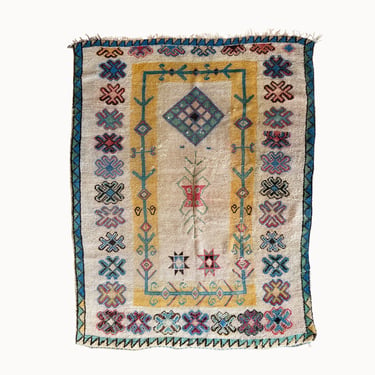 Vintage Moroccan Azilal Rug | 5' x 6’6”