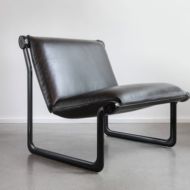 Vintage Knoll Aluminum Sling Lounge Chair by Bruce Hannah and Andrew Morrison in Gorgeous Leather circa 1970s 