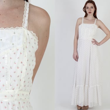 Off White Calico Floral Rose Maxi Dress / Long Country Style Dress / Vintage 70s Barn Wedding Tiered Peasant Prairie Dress 