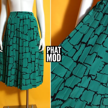 Unique Vintage 80s 90s Green with Black Abstract Pattern Pleated Mid-Length Skirt 