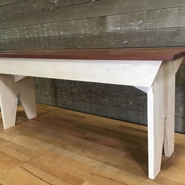 Beautiful Hardwood Bench (Tacoma)