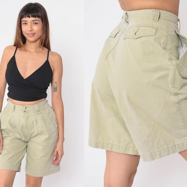 Eddie Bauer Shorts 90s Khaki Mom Shorts Pleated Cotton Safari Shorts High Waisted Rise Mid Length Retro Summer Plain Vintage 1990s Small 26 