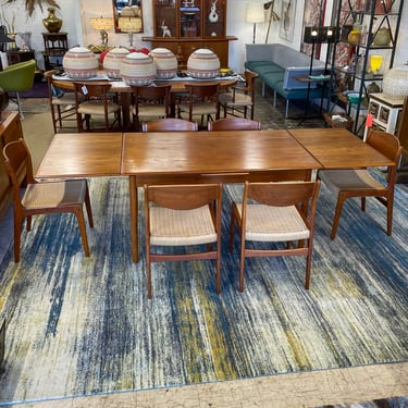 Danish Extendable Teak Table & (6) Chairs