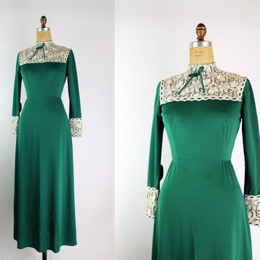 70s Green Lace Collar dress / 70s Maxi Dress / Holiday Dress / Size S/M 