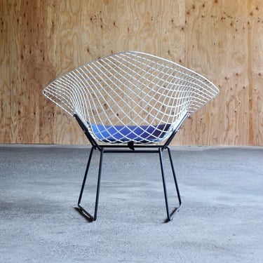 Vintage Knoll Diamond Chair by Harry Bertoia 